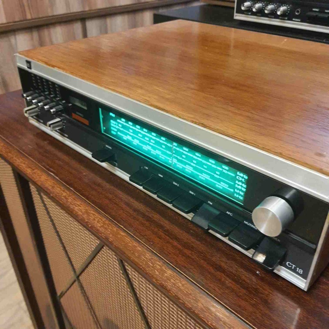 Dual CT-18 Tuner Radyo